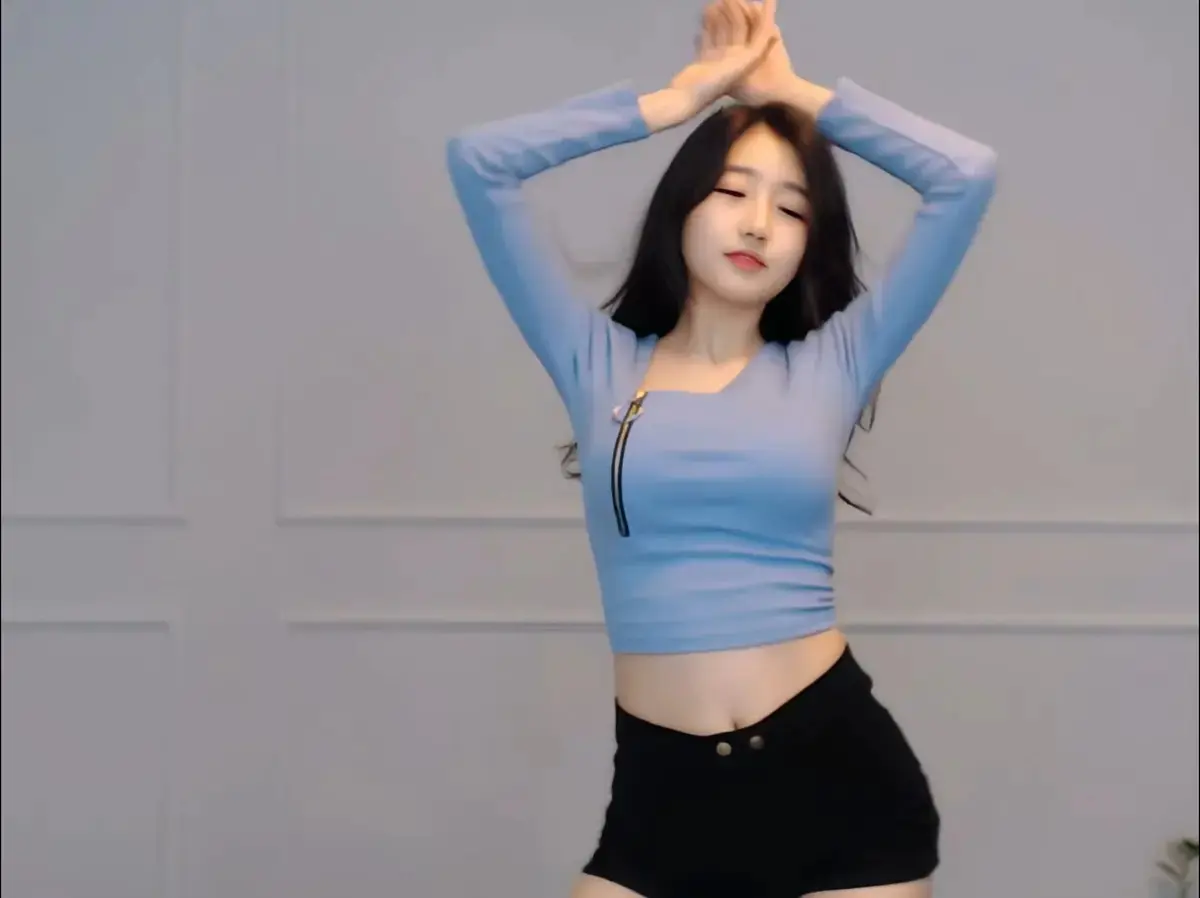 onlyfans每日大赛徐雅终极剪辑 - 免费在线抢先看完整版 - 抖音爆款高能瞬间合集 - 动漫资源